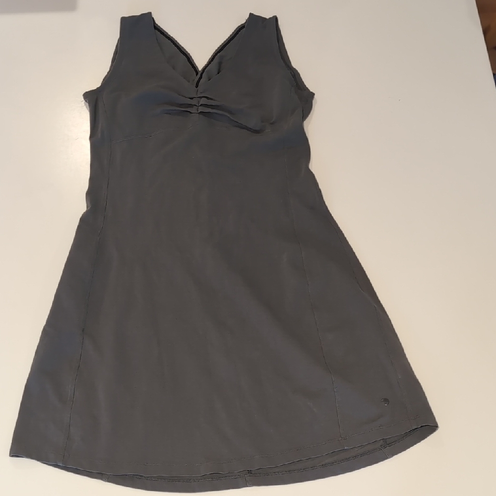 Mountain Hardwear Gray Dress Size M